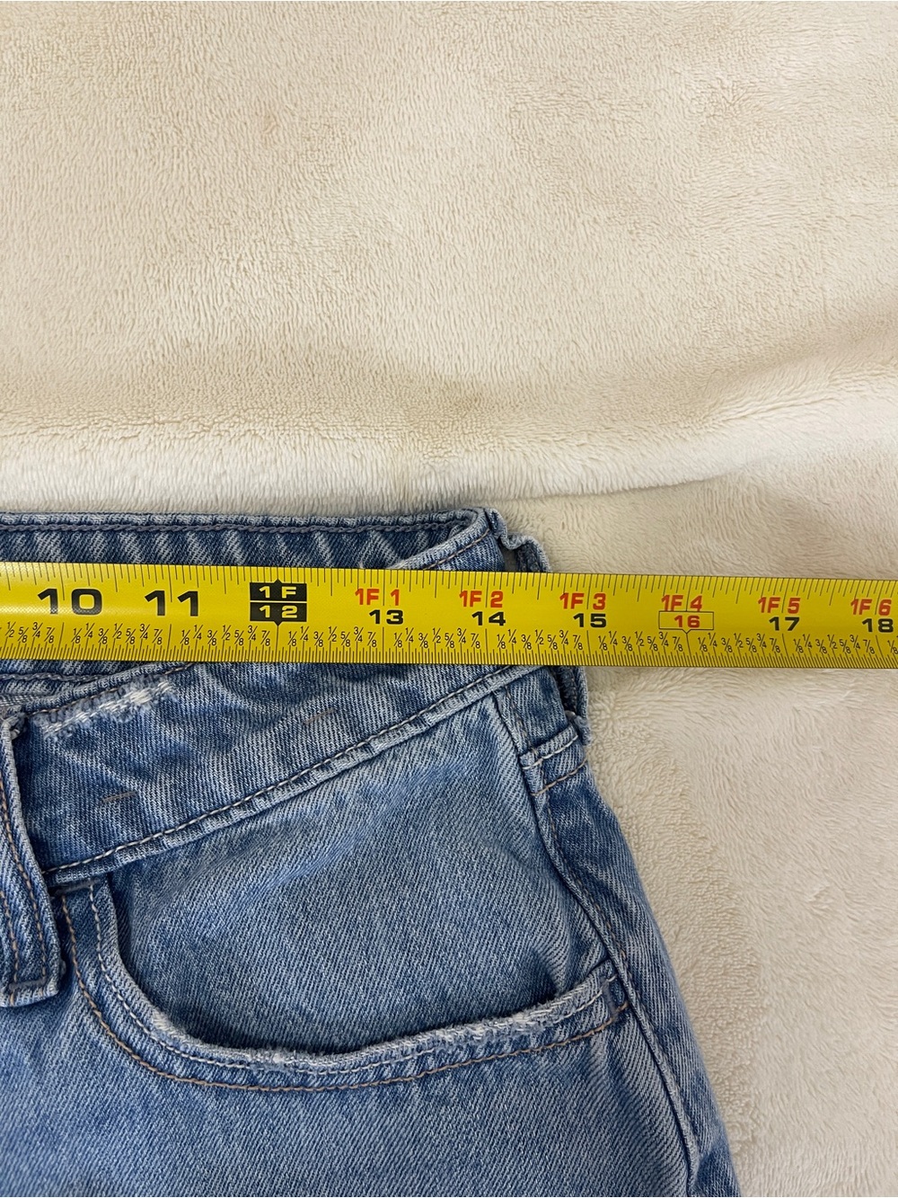 Hollister Women's Low Rise Baggy Wide Leg Jeans Size OR Light Wash Y2K - Picture 7 of 10